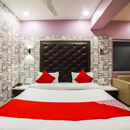 Capital O 41587 Hotel Airport Inn One アーメダバード エクステリア 写真
